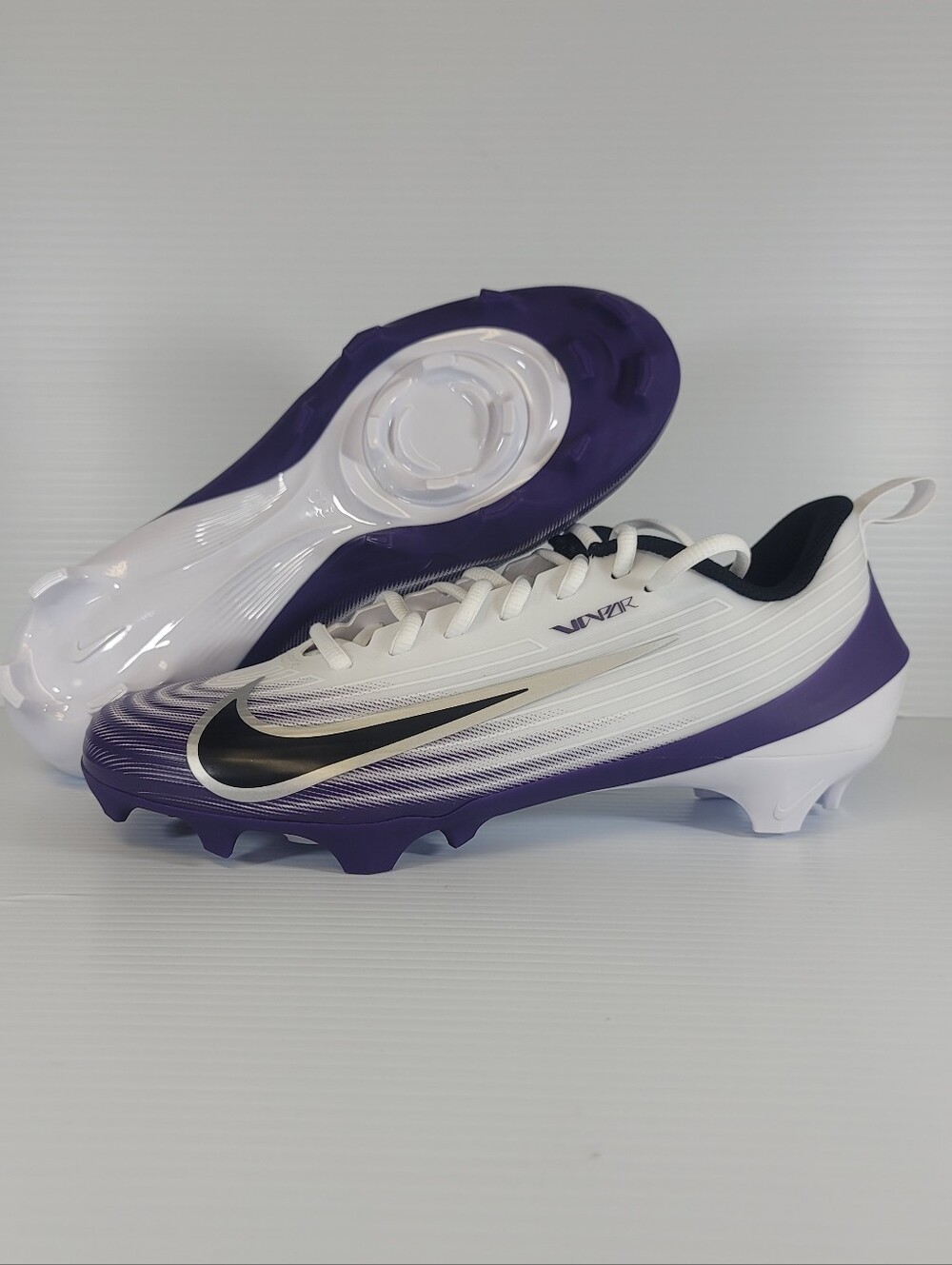 Nike Vapor Speed 3 White Court Purple HM8849-101 Football Cleats Men’s Size 10